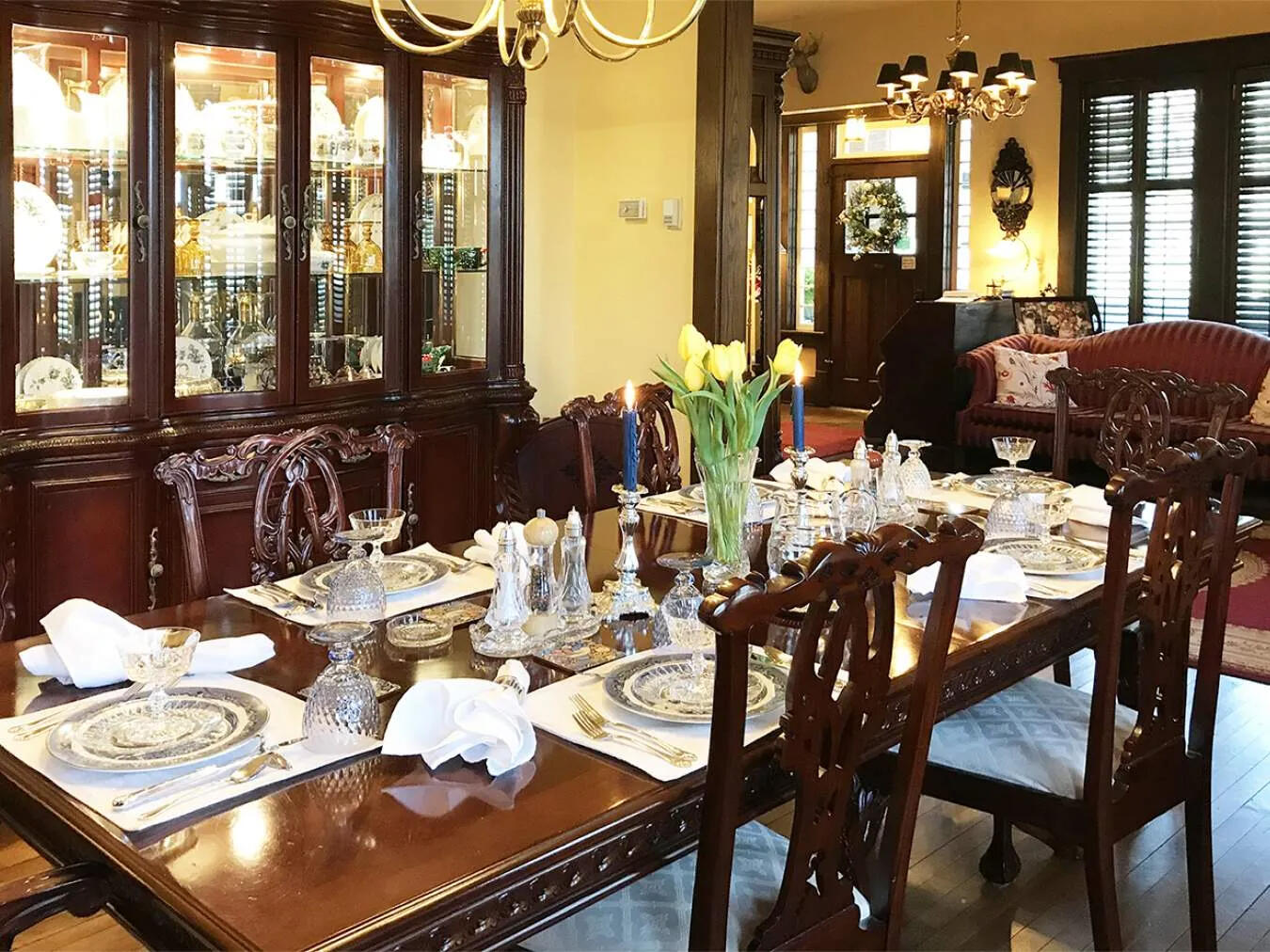 Enjoy Breakfast in the Main Dining Room